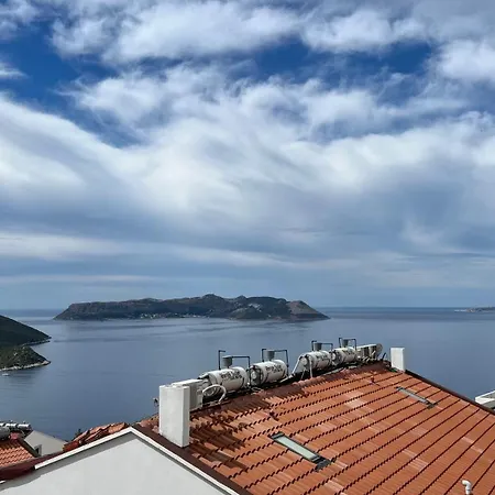 Blue View Apartment